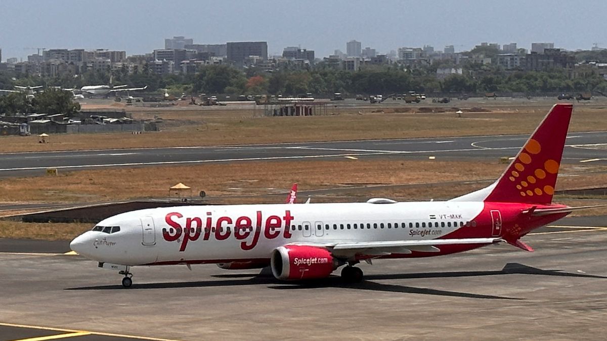 SpiceJet nimmt drei Airbus A320 in seine Flotte auf und nimmt die ...