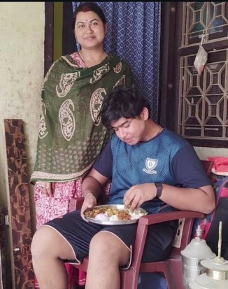Vaibhav Sooryavanshi with his mother Aarti Devi. Photo: X