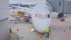 Several injured after Lufthansa Dreamliner’s nose gear collapses moments before departure; video surfaces