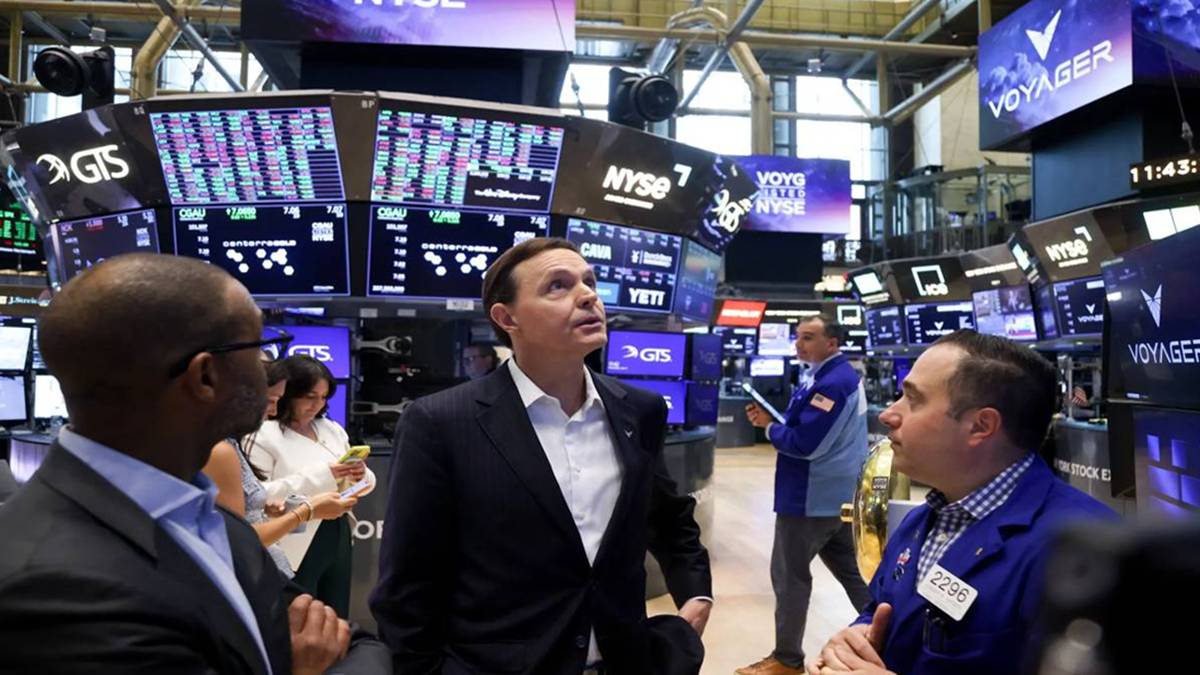 https://images.financialexpressdigital.com/2026/06/bmarket.jpg