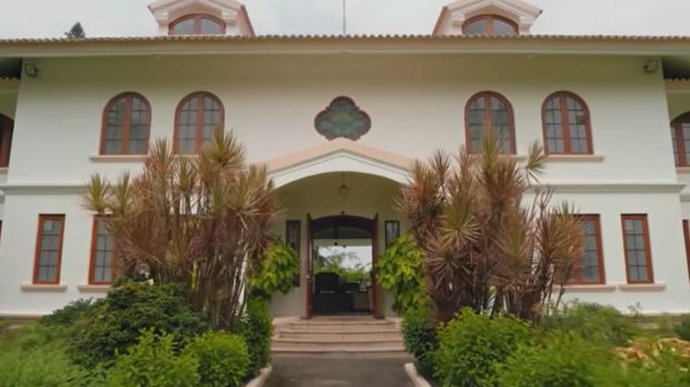 jim sarbh house