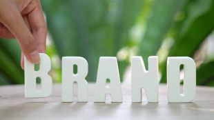 Brands are increasingly investing in generative engine optimisation (GEO) to improve their visibility and recommendations across AI assistants such as ChatGPT and Gemini.