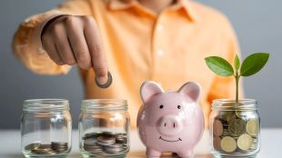 Rural women are becoming key financial decision-makers in India, but low financial literacy remains a challenge. Learn why experts say education and empowerment are critical to true financial inclusion.