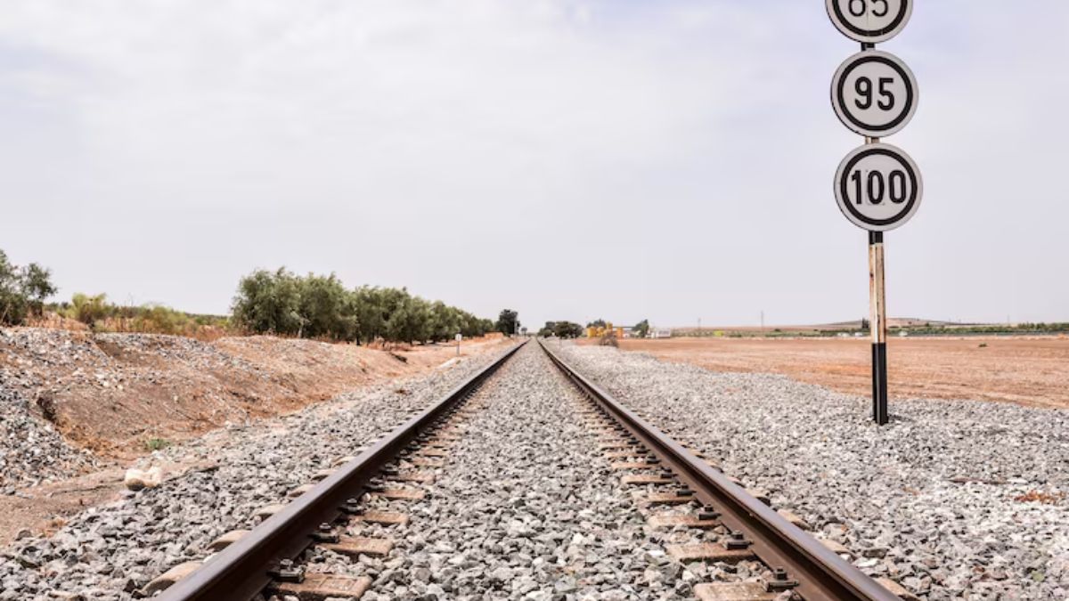 Pune-Nashik Rail link gets new route via Shirdi, Ahilyanagar; work ...