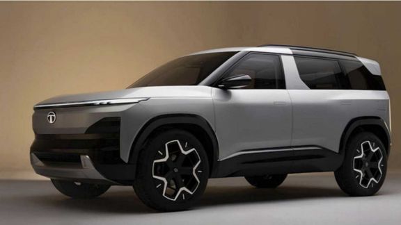 Can the Upcoming Sierra EV Disrupt the Midsize SUV Sales War?