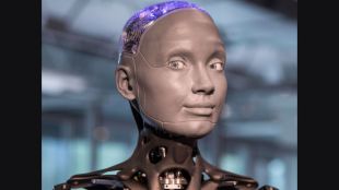 Ameca robot US school