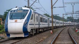 Vande Bharat, Dehradun, Lucknow, Shahjahanpur Railway Station, Indian Railways