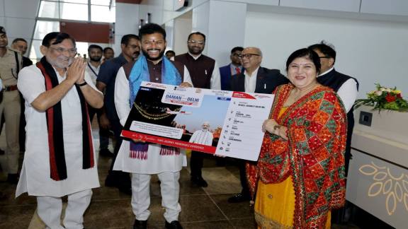 Daman, Delhi, Flights, Aviation, NAMO Airport