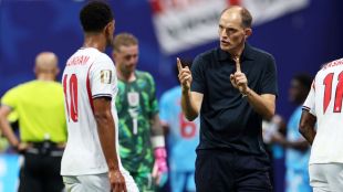 England head coach/manager Thomas Tuchel became centre of roblem for the fans after his defenisve technique backfired and his team lost the semi-final 1-2 Argentina having lead the game till the 85th minute.