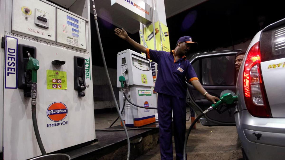 https://images.financialexpressdigital.com/2026/07/FuelpumpReuters.jpg