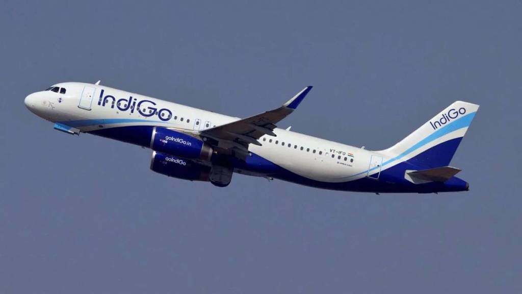 A stock market analysis dashboard showing InterGlobe Aviation's (IndiGo) share price dropping 3% to ₹4,886 on the NSE alongside Motilal Oswal's 'Buy' rating with a target price of ₹6,580 (31% upside). The chart outlines Q1FY27 metrics including a net loss of ₹238 crore and an 86% surge in fuel expenses to ₹10,833 crore. A stock market analysis dashboard showing InterGlobe Aviation's (IndiGo) share price dropping 3% to ₹4,886 on the NSE alongside Motilal Oswal's 'Buy' rating with a target price of ₹6,580 (31% upside). The chart outlines Q1FY27 metrics including a net loss of ₹238 crore and an 86% surge in fuel expenses to ₹10,833 crore.