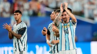 Image shows Lionel Messi apologises to fans even as Argentina beat Egypt to reach last 8 at FIFA World Cup 2026.
