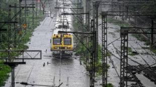 Mumbai, Mumbai Trains, Pune, Mumbai Monsoon