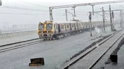 Mumbai rains: Waterlogging continues in Vasai-Nalasopara; several trains running at restricted speed