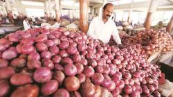 Sluggish procurement: Govt again revises upward onion price to Rs 2125/quintal