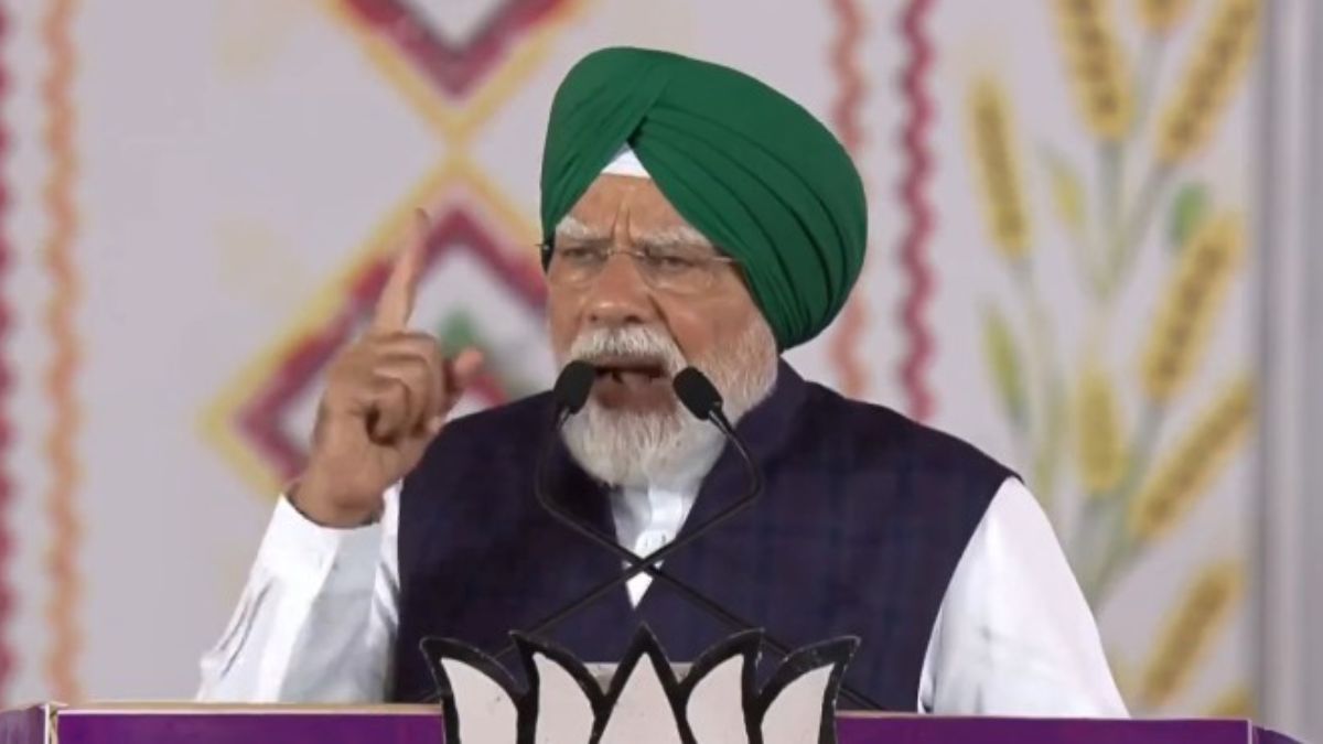 PM Modi Live: Although BJP not in power in Punjab, Centre leaving no stone unturned to ensure state's development says Modi in Jalandhar. PM Modi Live: Although BJP not in power in Punjab, Centre leaving no stone unturned to ensure state's development says Modi in Jalandhar.