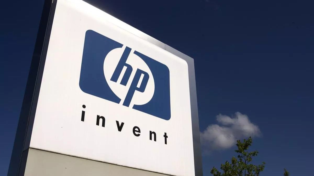 During its investigation, the DG found communications between HP India and its resellers in addition to communications among resellers which showed that they were in direct contact with each other through emails and WhatsApp groups. During its investigation, the DG found communications between HP India and its resellers in addition to communications among resellers which showed that they were in direct contact with each other through emails and WhatsApp groups.