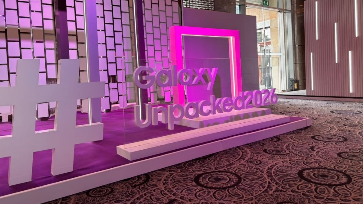 Samsung Galaxy Z Fold 8 Launch LIVE Updates: First look of Samsung Galaxy Ultra, Z Flip 8, Watch 9 Series to be out today Samsung Galaxy Z Fold 8 Launch LIVE Updates: First look of Samsung Galaxy Ultra, Z Flip 8, Watch 9 Series to be out today