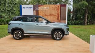 Why Hyundai's Midsize SUV Fortress Resists Rivals but Squeezes Brand Market Share