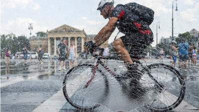 A cooling divide in hot Europe