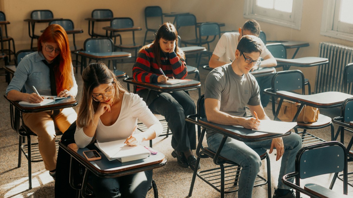 Beyond JEE: 3 Ai-focused engineering degrees students can consider Beyond JEE: 3 Ai-focused engineering degrees students can consider