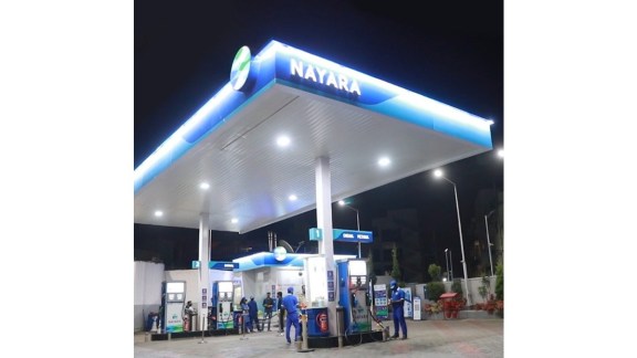 Nayara Energy Cuts Fuel Prices Nationwide as Easing West Asia Crisis Drags Down Crude