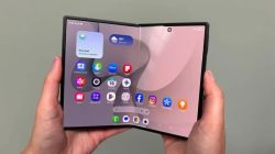 Samsung ups foldable game as Apple readies entry