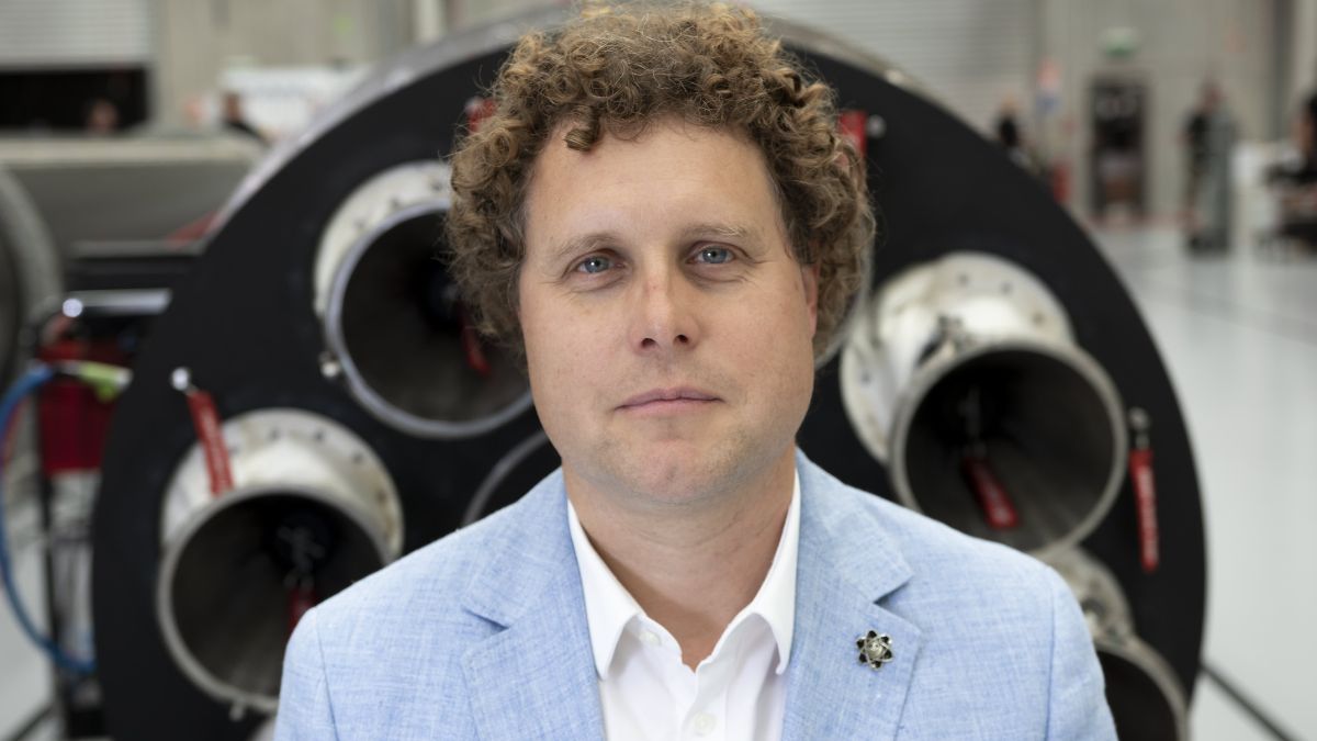 From a garage in New Zealand to the global space race: How Peter Beck built Rocket Lab to challenge Musk and Bezos From a garage in New Zealand to the global space race: How Peter Beck built Rocket Lab to challenge Musk and Bezos