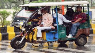 Government steps in as e-rickshaw remote shutdown apps are pulled down