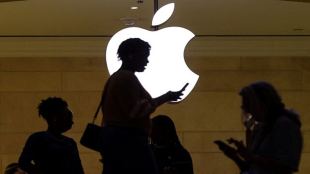 Apple Stock, Apple Stock analyst ratings, Jefferies Downgrades Apple Stock, iPhone sales, all-glass iPhone, Apple Stock price