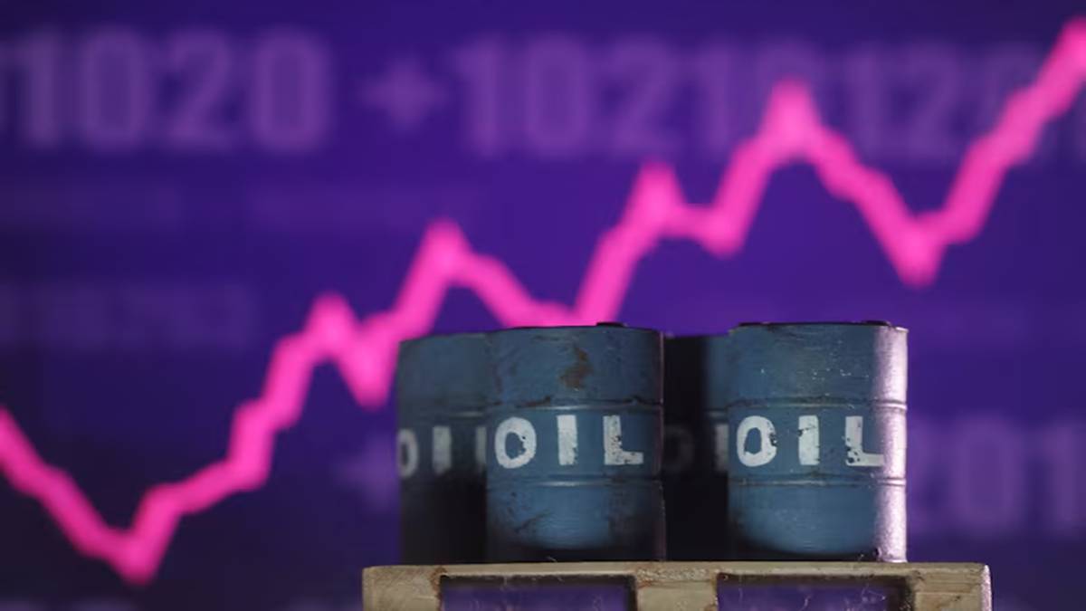 Easing crude powers indices to best weekly gain in four months