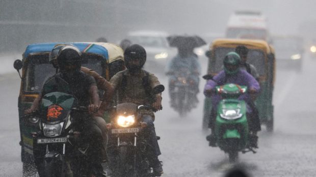 Delhi rains disrupt air travel as 15 flights diverted, IMD issues red alert