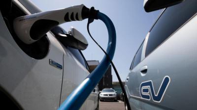 EV retail sales hit record high in July