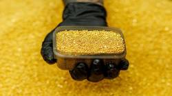 Gold cracks after US Fed chair speech, here’s what changed