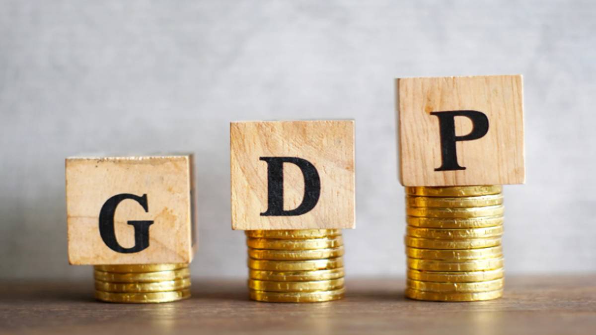 India's GDP Growth Projected to Slow in FY27 Amid West Asia and El Niño Risks