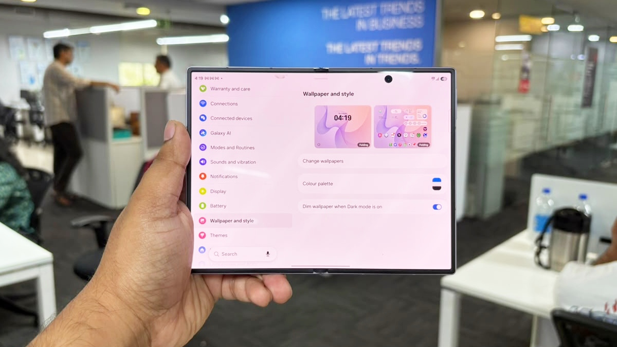Samsung Galaxy Z Fold 8