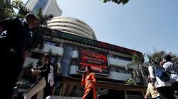Yields ease on softer oil prices
