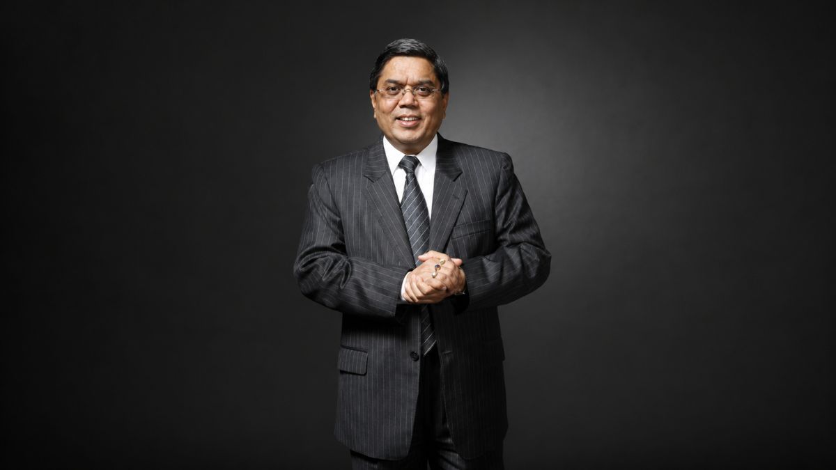 https://images.financialexpressdigital.com/2026/08/TulsiTanti.jpg