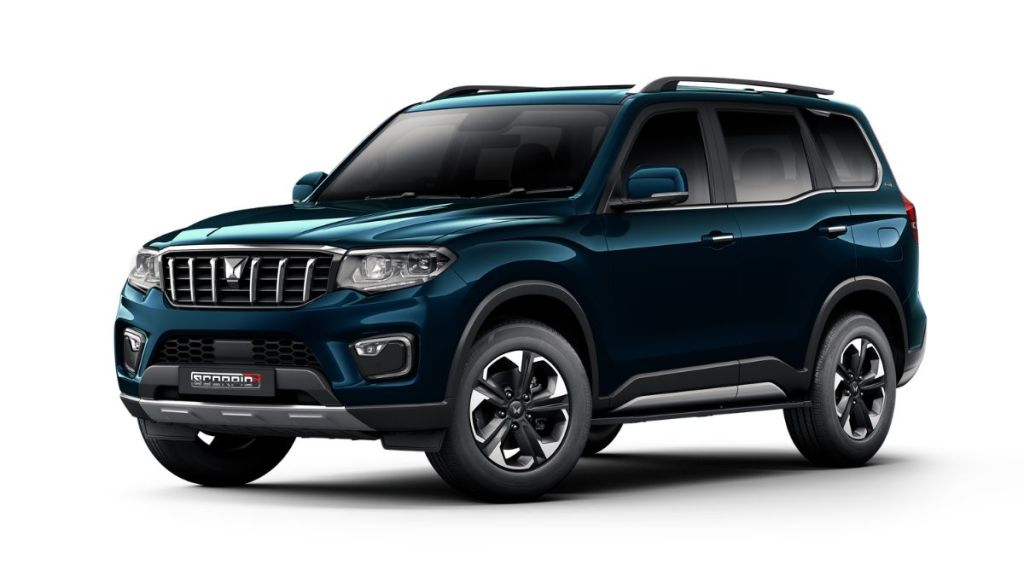 Mahindra has replaced the earlier 8-inch touchscreen with a new 12.3-inch free-floating infotainment system, while the semi-digital instrument cluster has made way for a 10.25-inch fully digital display.
