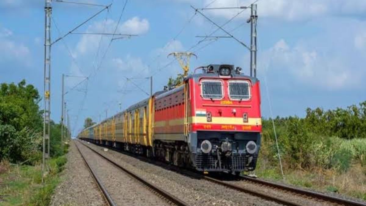 Konkan Railway to Operate 254 Special Trains for Ganpati Festival Travel