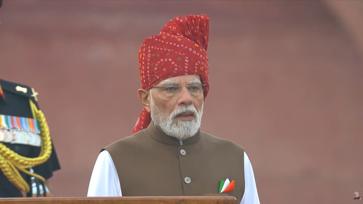 https://images.financialexpressdigital.com/2026/08/modi-red-fort_20260815194140.jpg