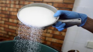 Food Processors Oppose 15-Day Sugar Stock Cap, Point to Ethanol Diversion