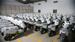 Scooters gain ground as EVs blur petrol price gap