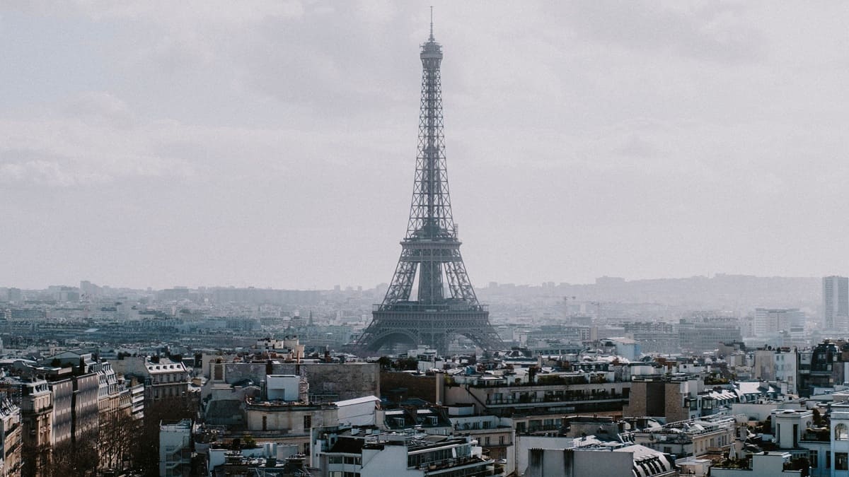 Eiffel Tower Closes After Staff Protest Over Female Employees Sidelined During Hindu Delegation Visit