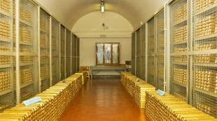 DNB Bank, Dutch central bank, Dutch central bank gold reserves, central banks, the Netherlands gold holdings, gold
