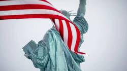 US citizenship backlog hits 742,138 as USCIS decides just 48 cases per 100 received