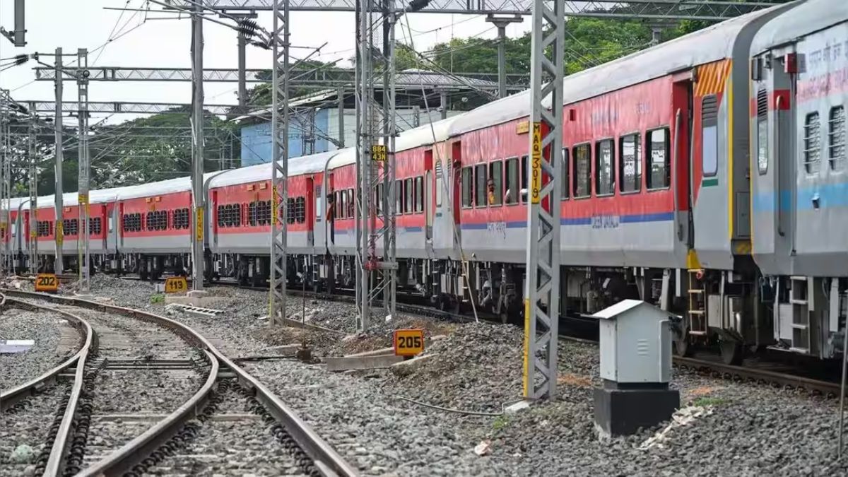 Khadki-Dahar Ka Balaji Train Becomes Weekly Superfast Express