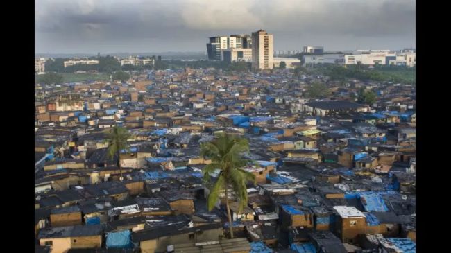 Dharavi redevelopment to use an experience centre and AI assistant to engage residents.