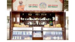2,300 Outlets, Rs 162 Crore Sales: How Indian Railways is turning stations into hubs for local artisans