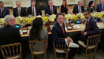 Trump renames AI to ‘Super Intelligence’ — Tech CEOs sign ‘Morally Binding’ safety deal